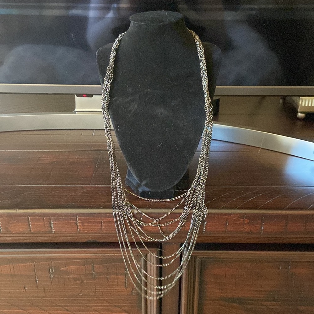 Express waterfall necklace